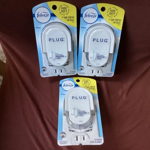 Febreze Oil Warmer Bundle of 3 NEW/Sealed With low-Level indicator light - Picture 2 of 4